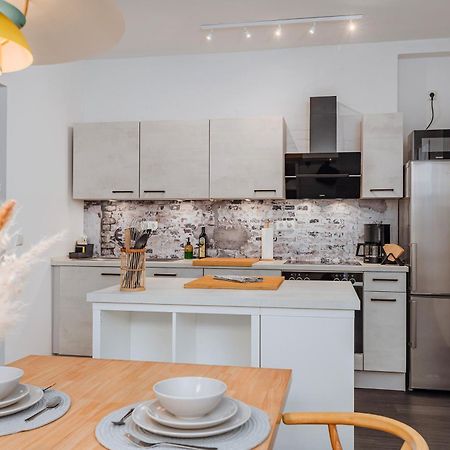 רוסטוק Altstadtbude 27 - Modernes Apartment In Historischer Altstadt מראה חיצוני תמונה