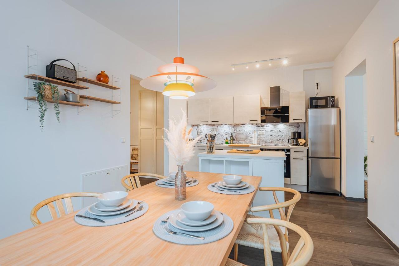 רוסטוק Altstadtbude 27 - Modernes Apartment In Historischer Altstadt מראה חיצוני תמונה